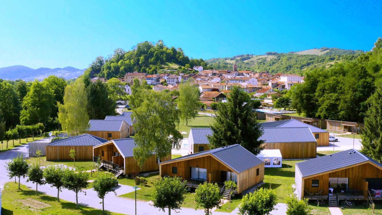 Village De Vacances Les Lambrilles ラ・バスティッド・ド・セルー エクステリア 写真